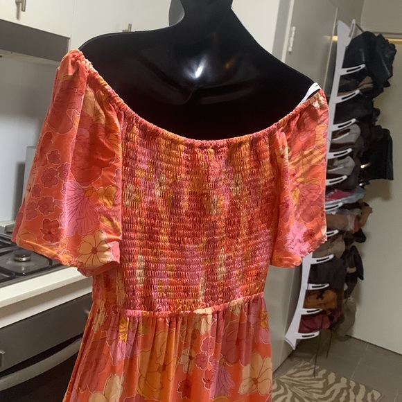 NWT paper heart Havana Floral,on/off shoulder ,wrap around skirt,sheered top S10 - Picture 6 of 11